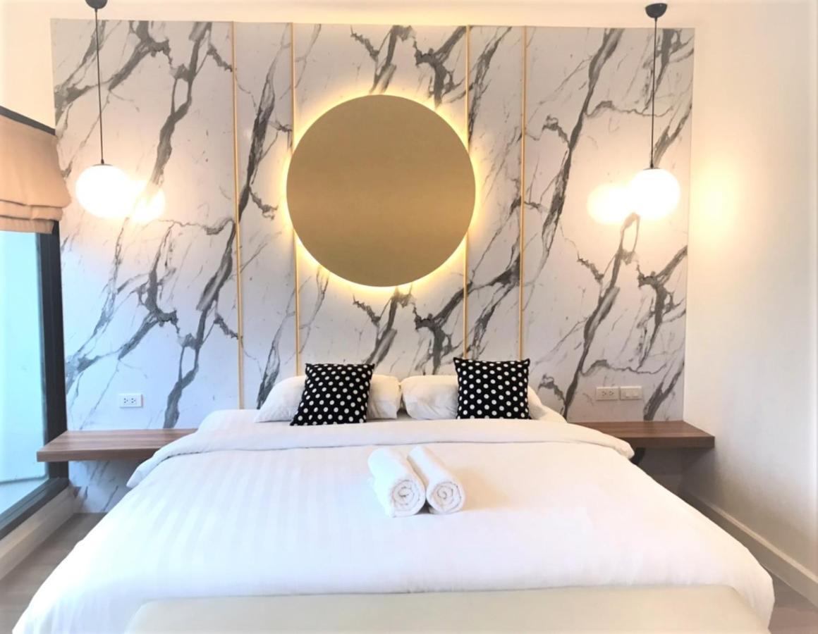 La La Moon Krabi Poshtel'N' Pool Bed & Breakfast Екстериор снимка